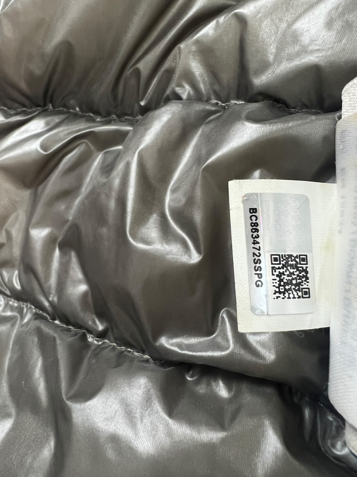 Doudoune Moncler kaki taille S - Vue côté