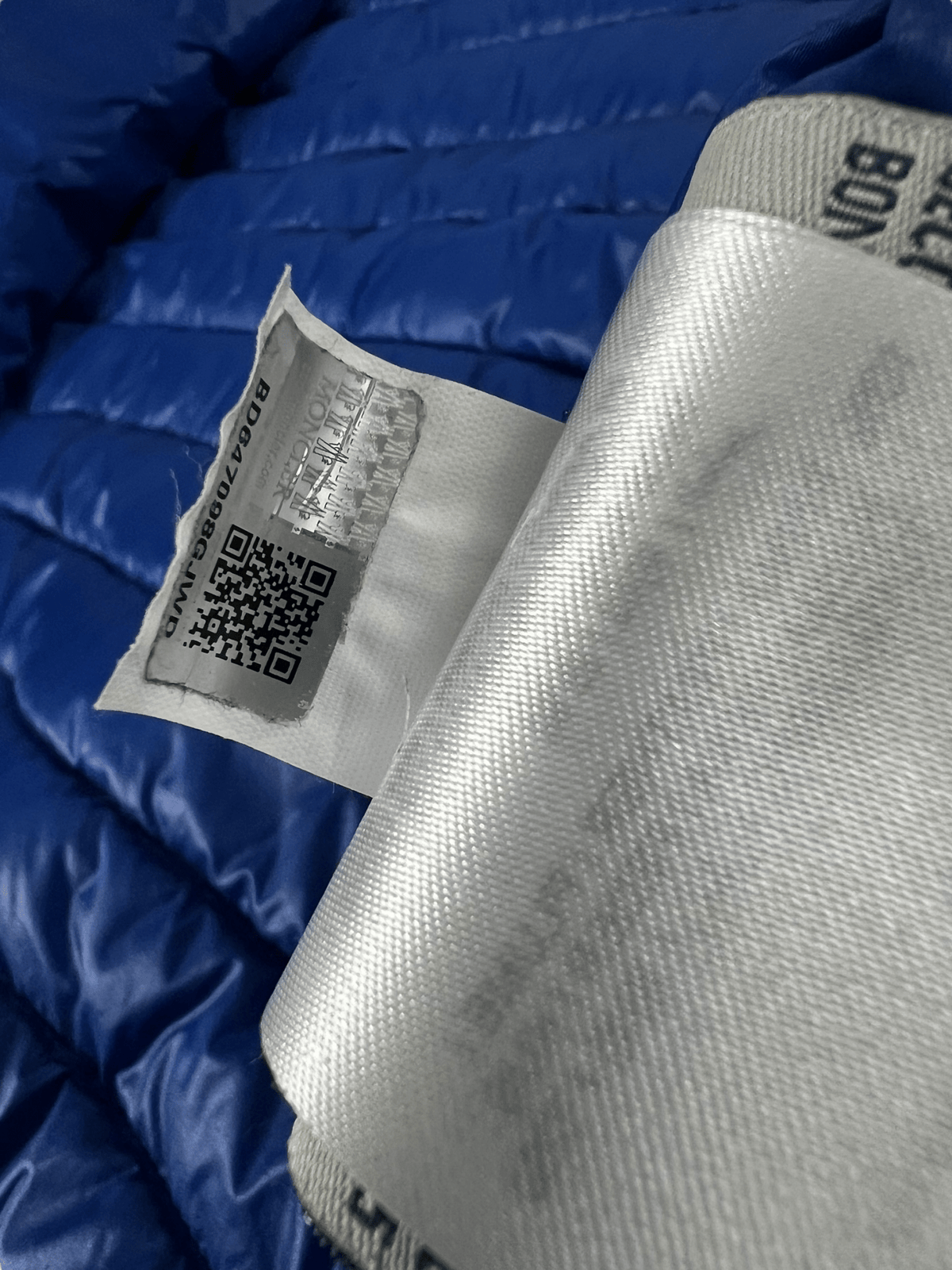 DOUDOUNE MONCLER CLOVIS - NB08 SHOP