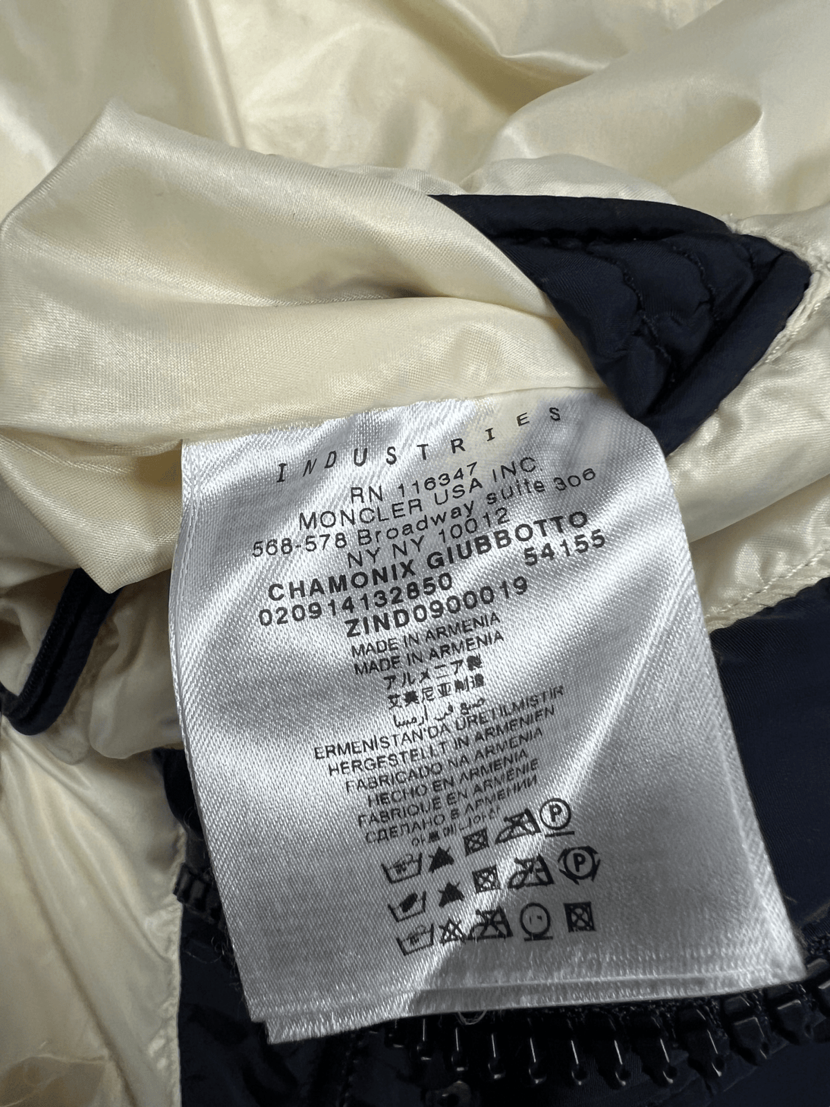DOUDOUNE MONCLER CHAMONIX - NB08 SHOP