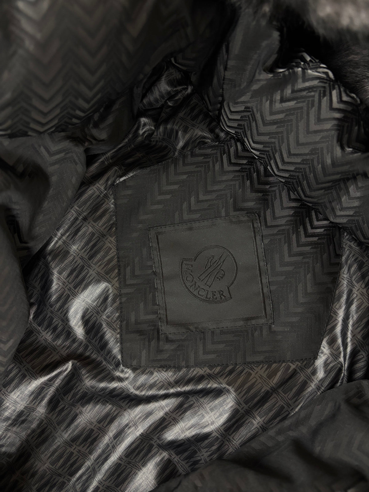 Doudoune Moncler noir taille 3 - Détail