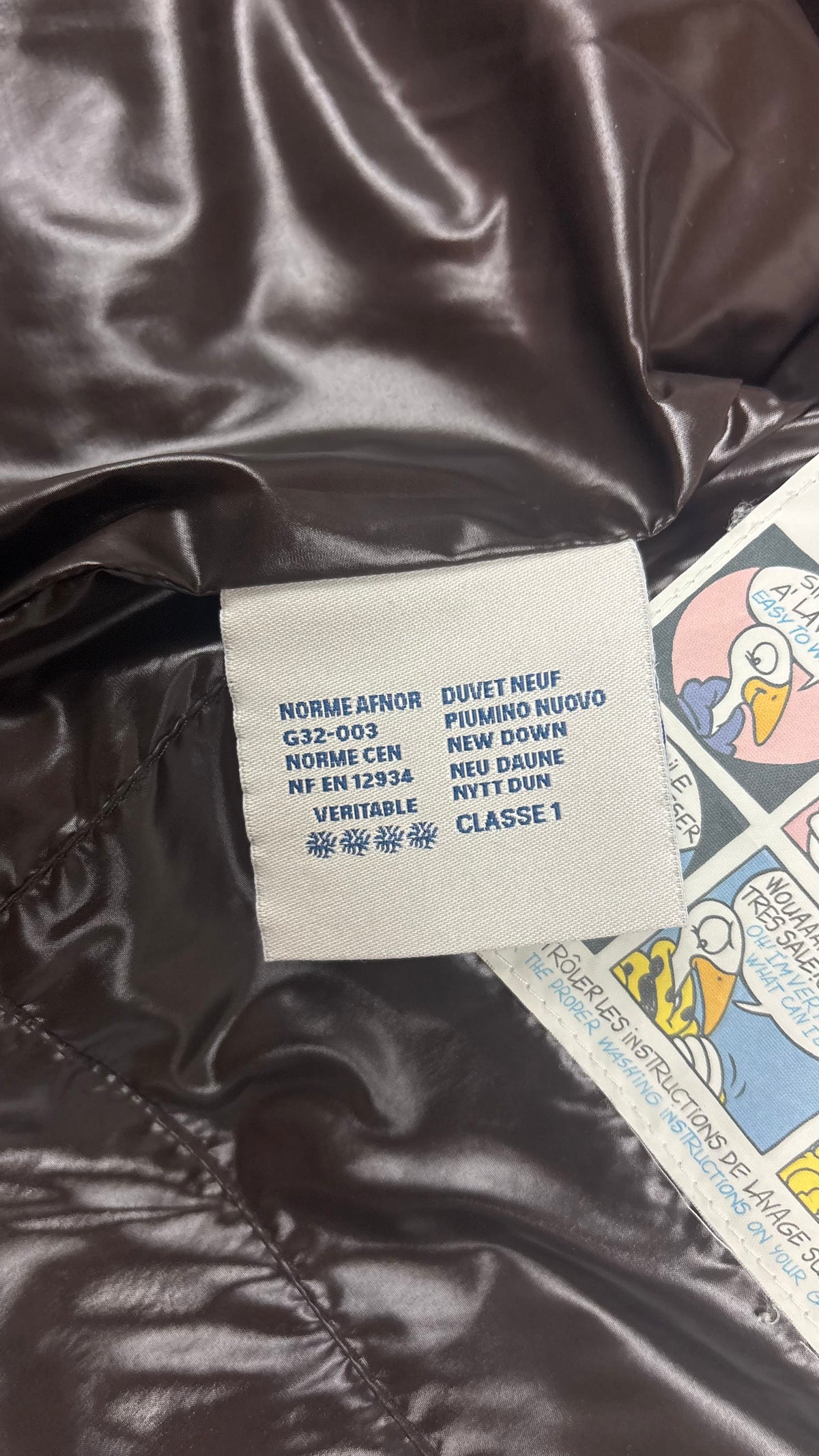 Daunenweste Moncler Tib in Navy, Größe 3, Detail Etiketten und Verarbeitung — Ansicht 6