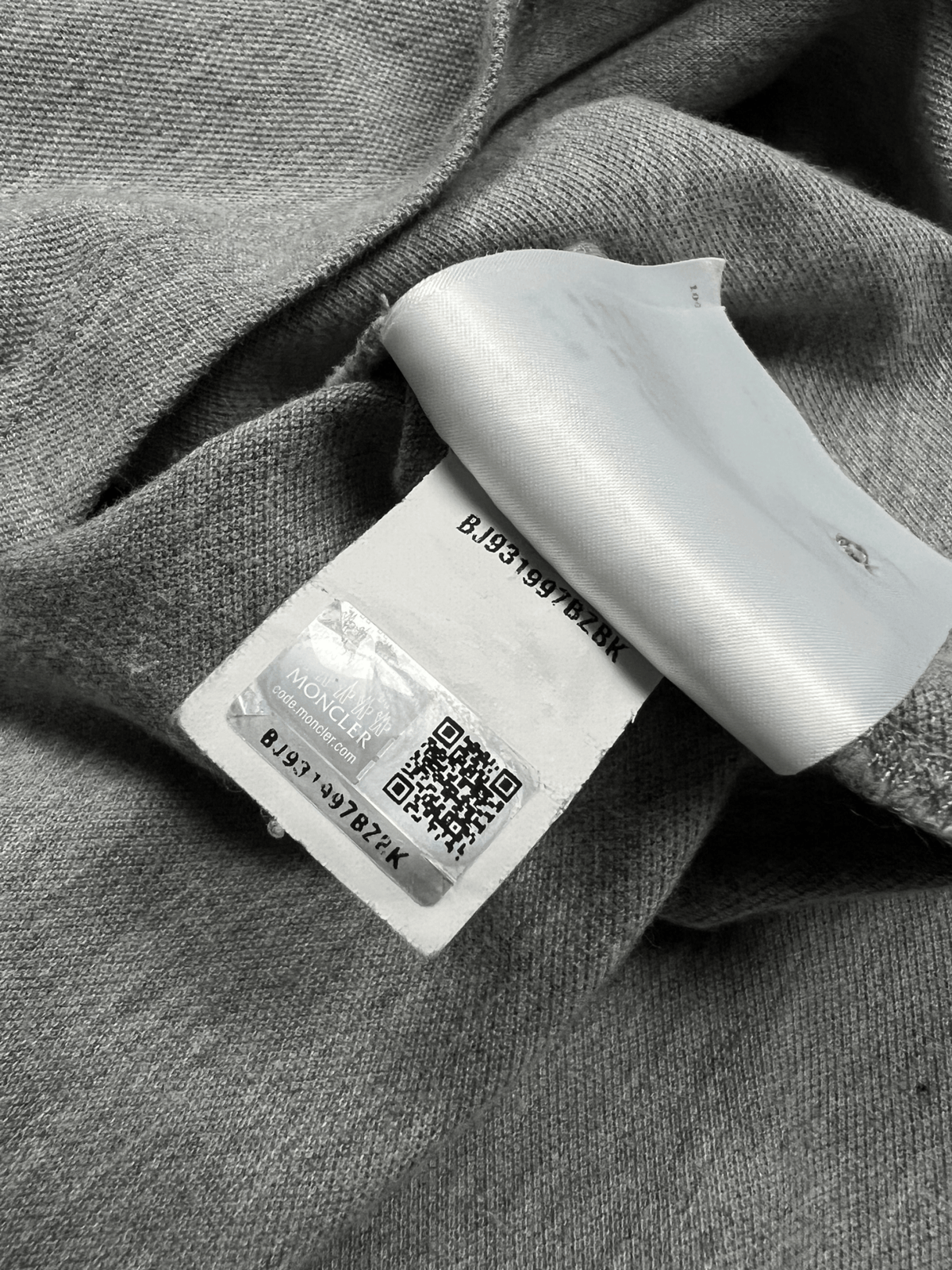 POLO MONCLER - NB08 SHOP