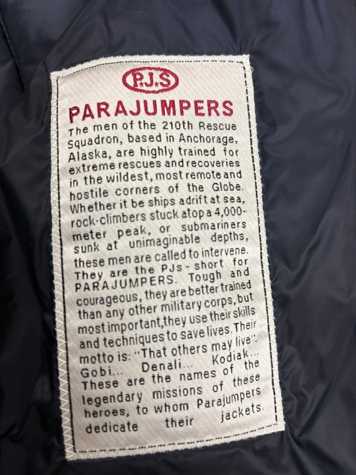 Jacke Parajumpers in Navy, Größe M - Logo und Etikett