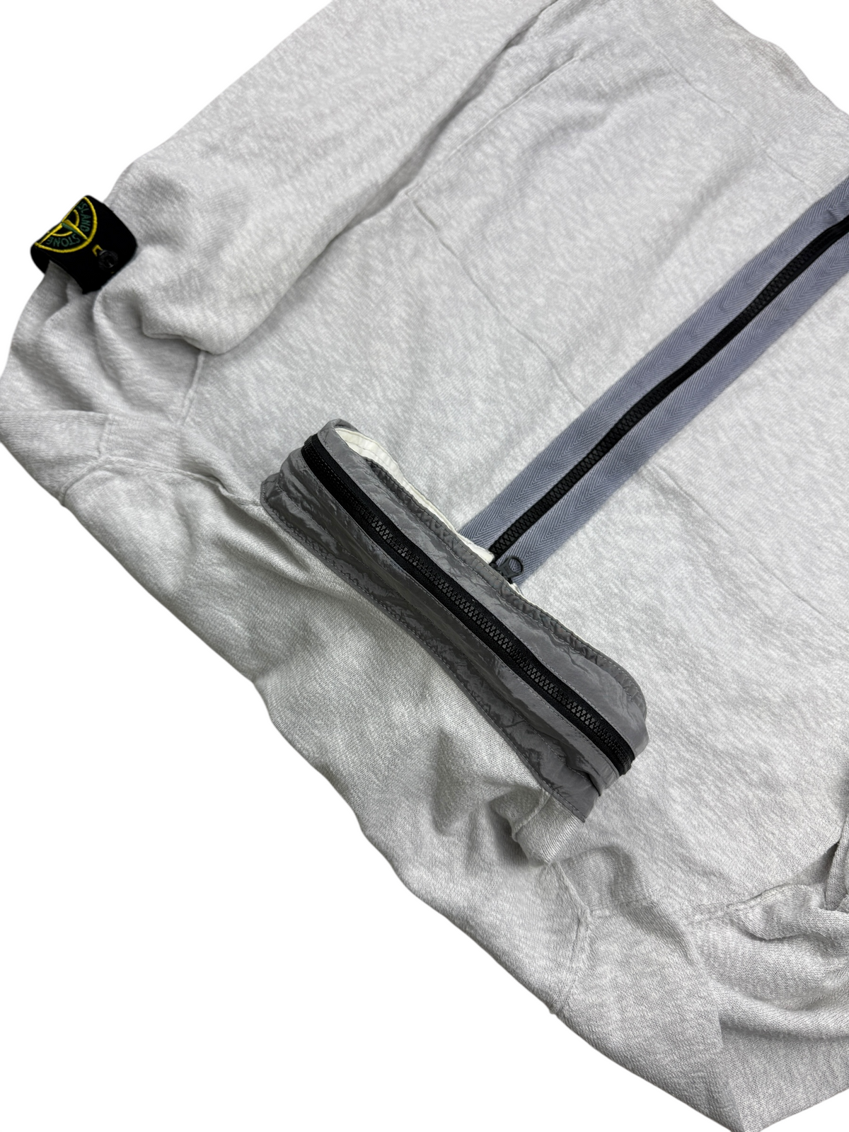 Gilet Stone Island gris taille L - Logo et étiquette