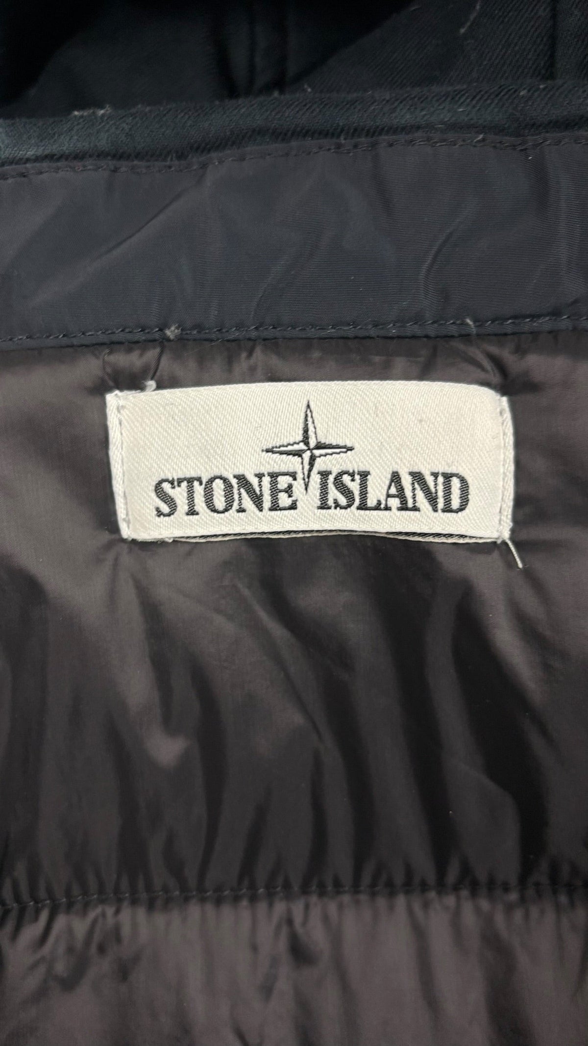 Parka Stone Island marine taille L - Logo et étiquette