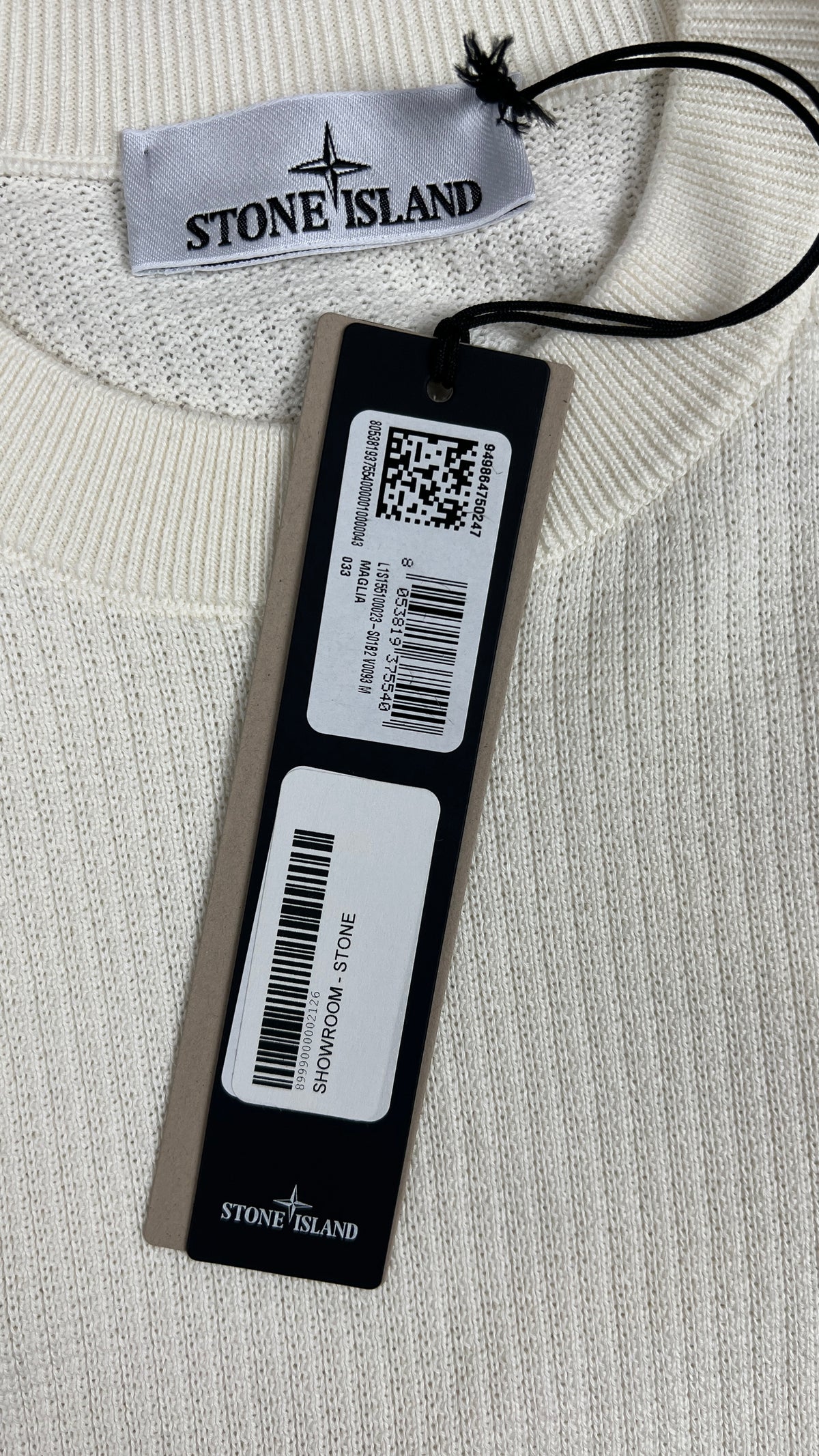 Pull Crewneck Stone Island Micro Stitch Coton Bio Ivory blanc cassé, détail étiquettes et finitions — vue 5