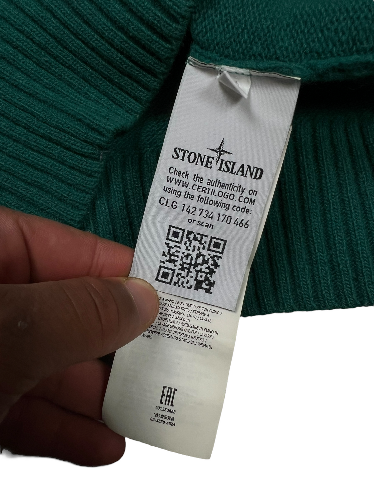 Pull Stone Island vert taille S - Logo et étiquette