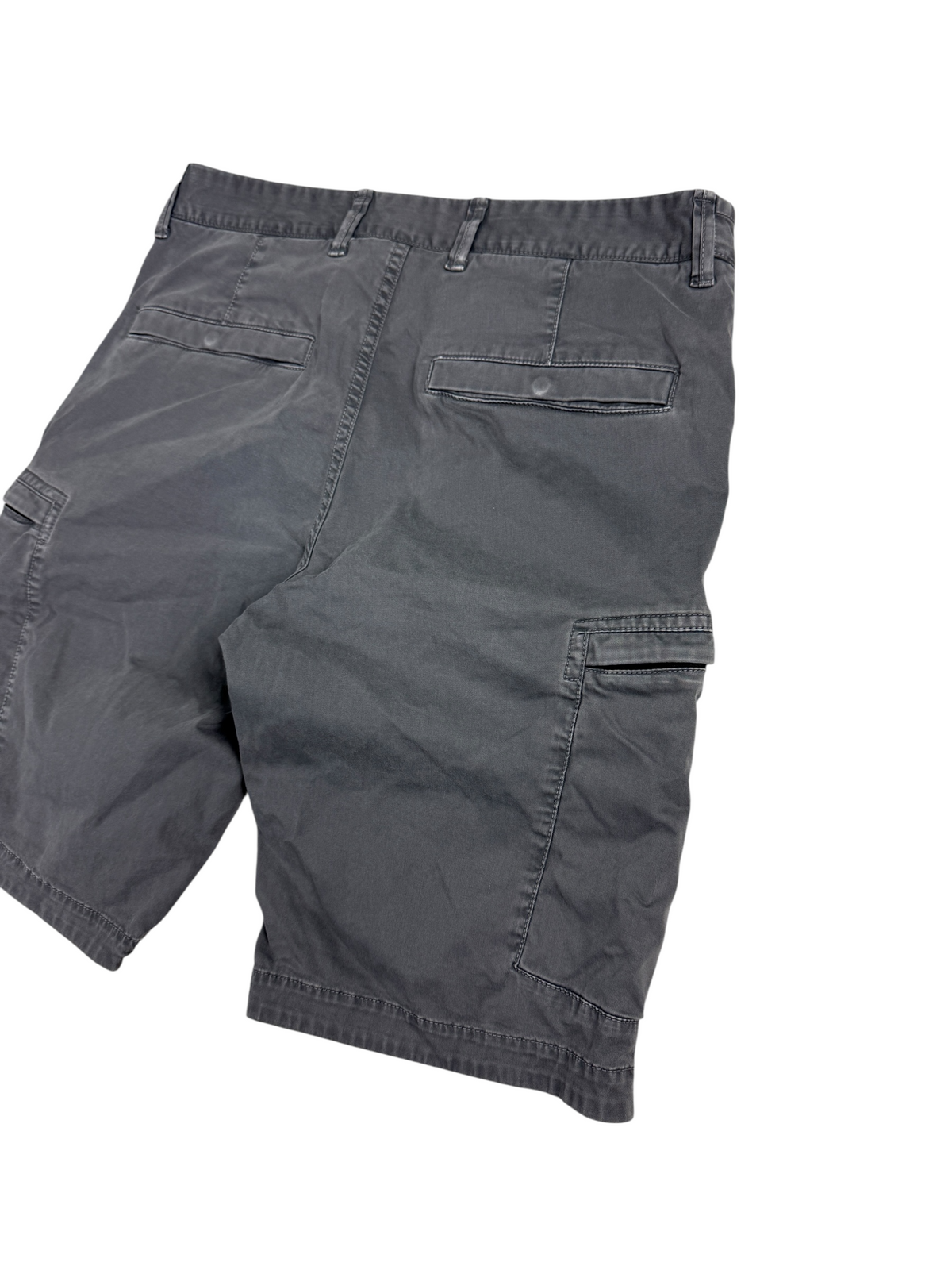 Short Stone Island gris taille W31 - Détail