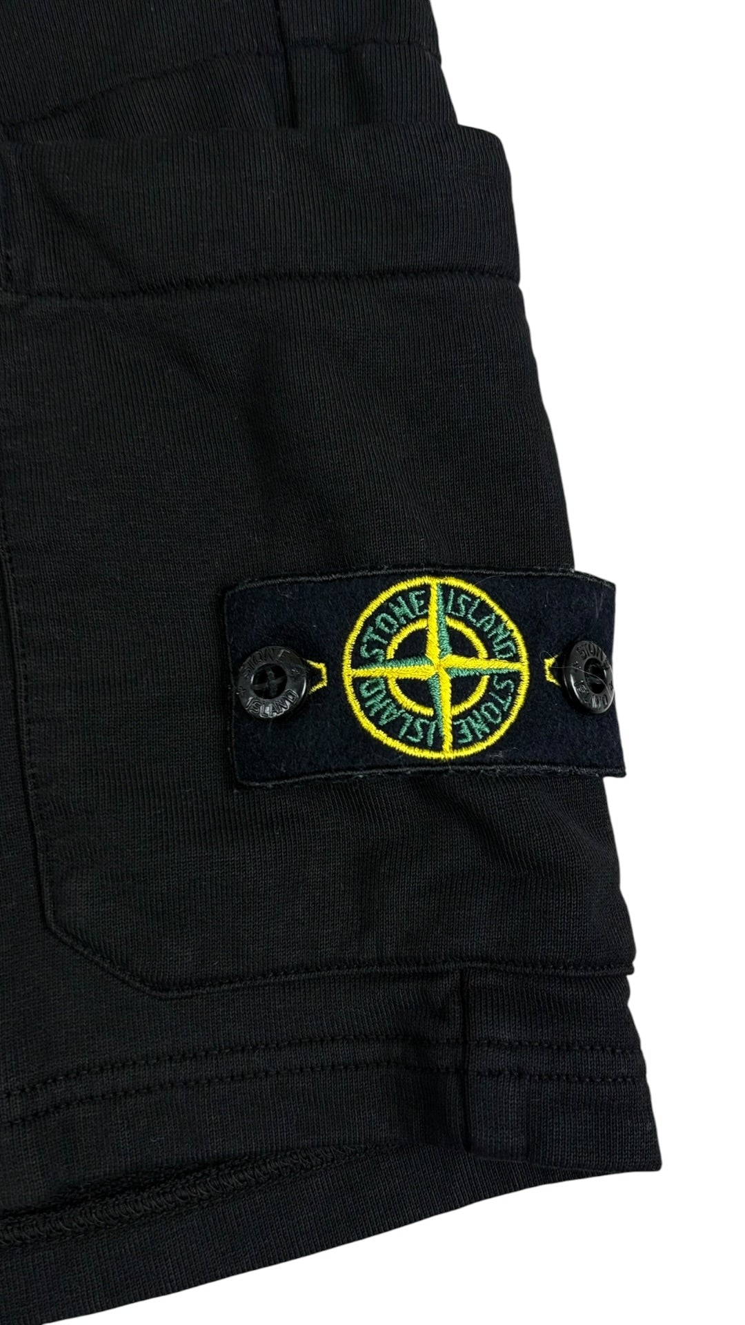 Short Stone Island noir taille 12 ans - Détail