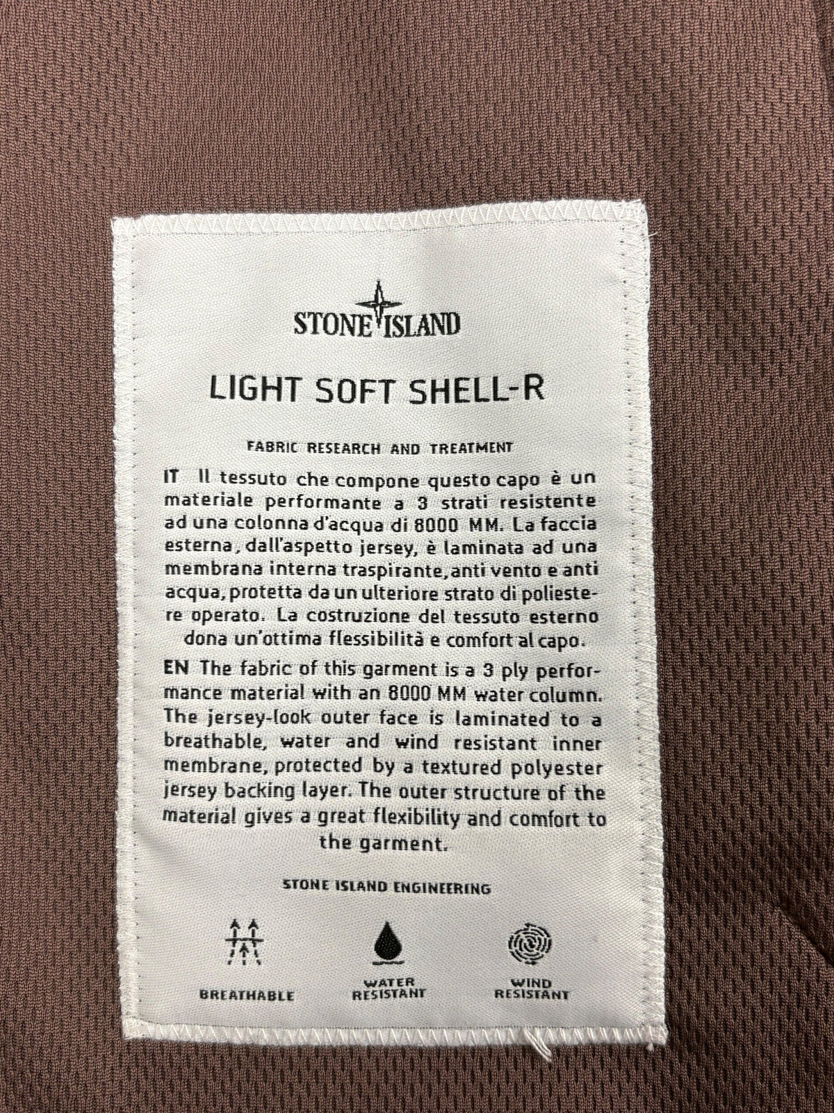 Veste Stone Island bordeaux taille S - Logo et étiquette