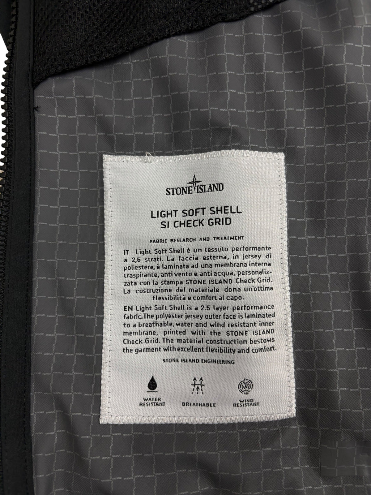 Veste Stone Island noir taille M - Logo et étiquette
