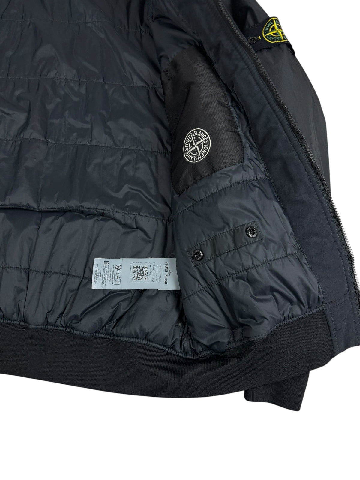 Veste Stone Island noir taille M - Logo et étiquette