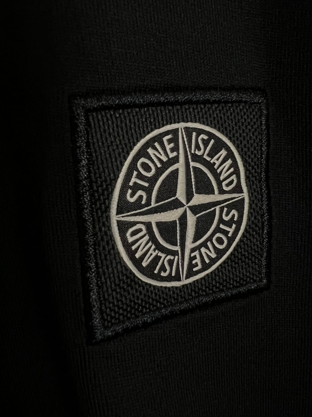 Veste Stone Island noir taille S - Logo et étiquette