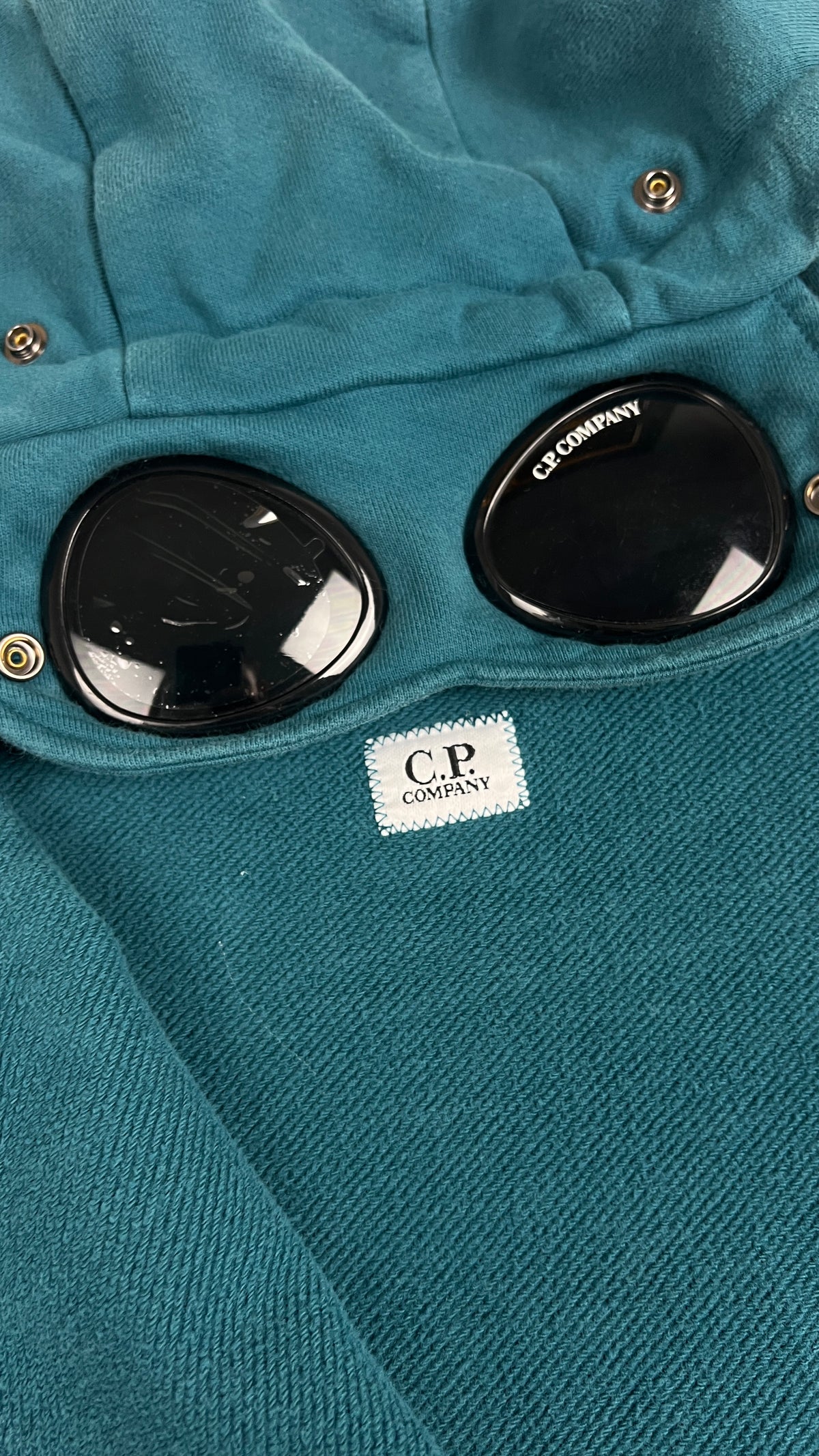 Sweat-shirt Hoodie Zippé C.P Company Goggle Diagonal Raised Fleece bleu pétrole, taille XS – photo complémentaire 1 – NB08 Shop