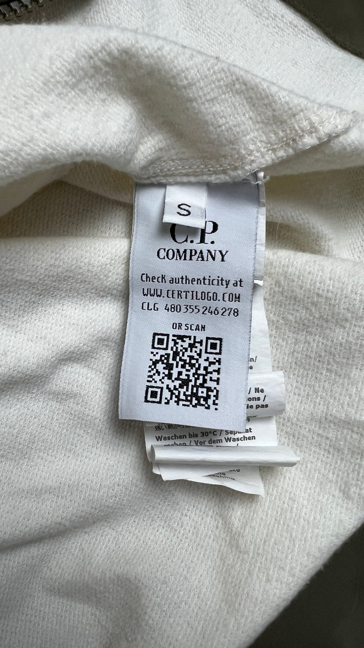 Sweat-shirt Hoodie Zippé C.P Company Lens Zip Asymétrique crème, taille S – photo complémentaire 3 – NB08 Shop